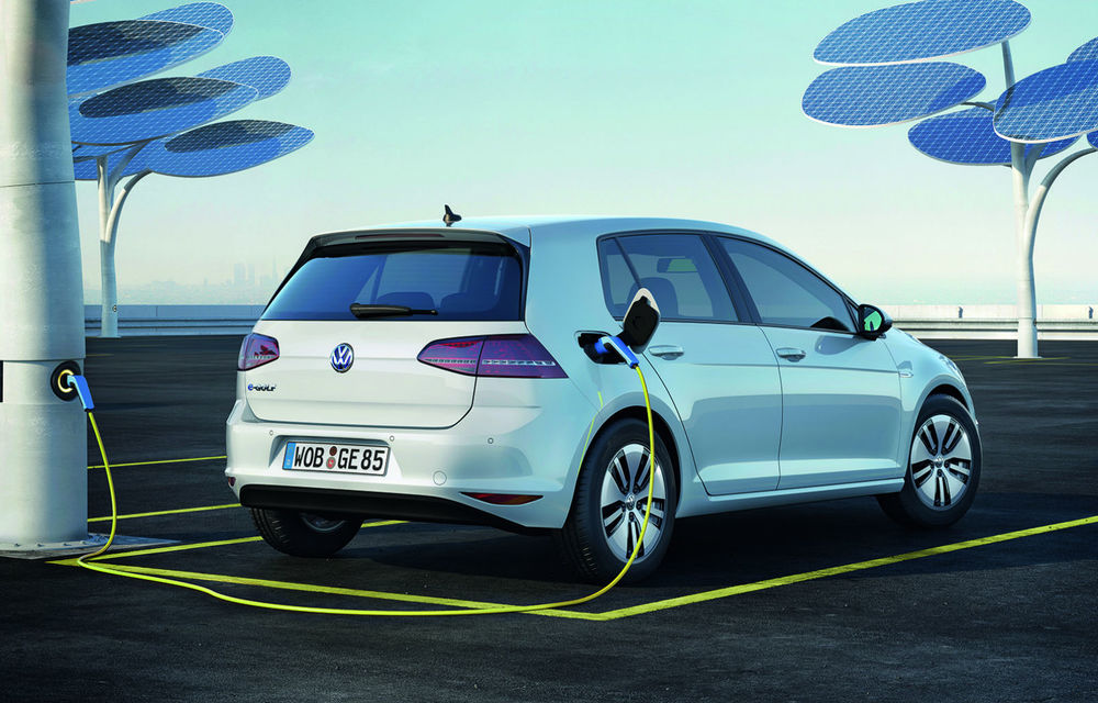 Norvegia: 23% dintre mașinile vândute în 2015 sunt electrice și hibride plug-in. VW e-Golf conduce clasamentul - Poza 1