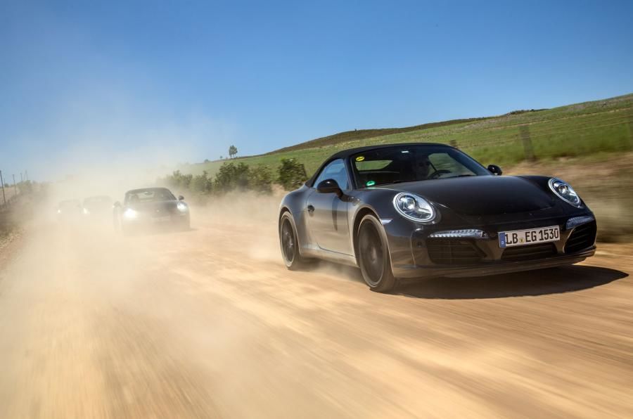 Porsche 911 facelift: primele imagini și detalii cu modificările sportivei germane - Poza 6