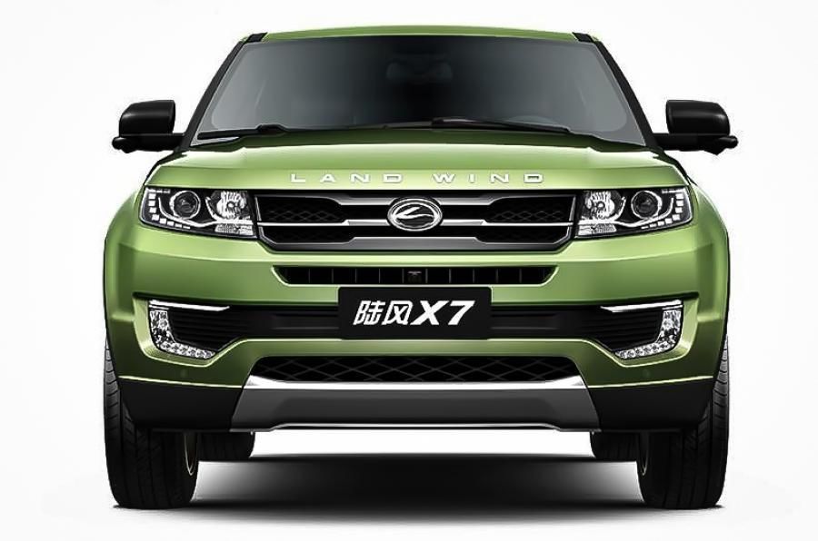 Galerie foto cu Landwind X7: clona chinezilor continuă să sfideze Range Rover Evoque - Poza 4