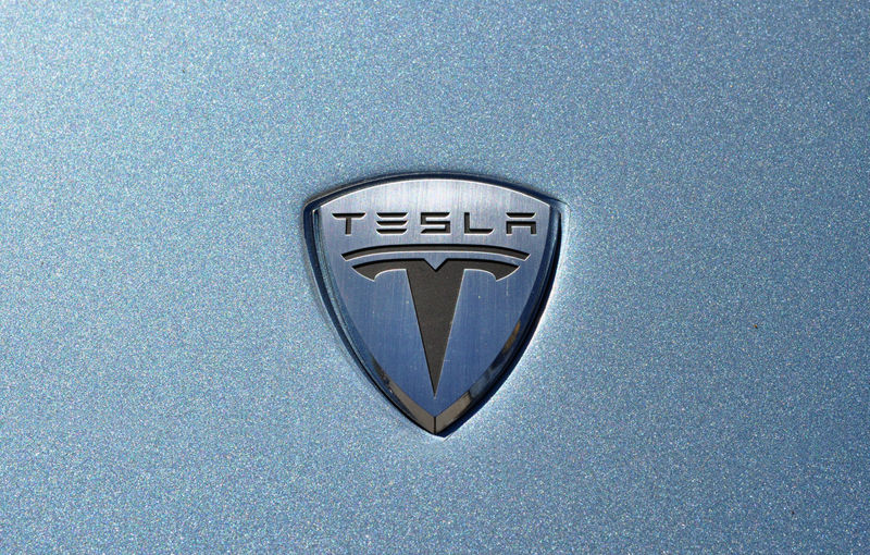Tesla Model III, viitorul rival al lui BMW Seria 3, va fi prezentat în martie - Poza 1