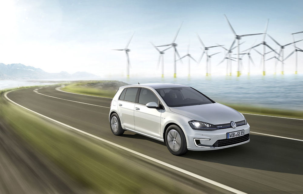 Prețuri Volkswagen Golf hibrid și electric în România: ambele versiuni eco pornesc de la 37.000 de euro - Poza 1