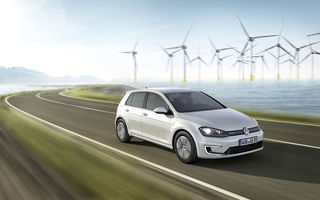 Prețuri Volkswagen Golf hibrid și electric în România: ambele versiuni eco pornesc de la 37.000 de euro
