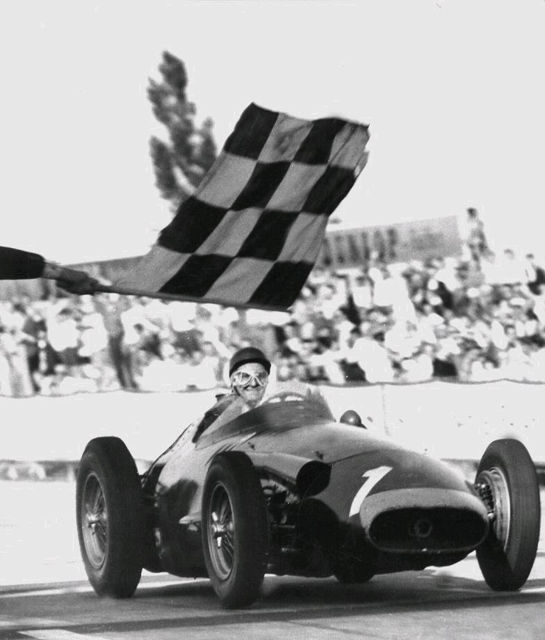 Poveştile Formulei 1: Nurburgring 1957 - Cea mai spectaculoasă victorie a lui Fangio - Poza 5