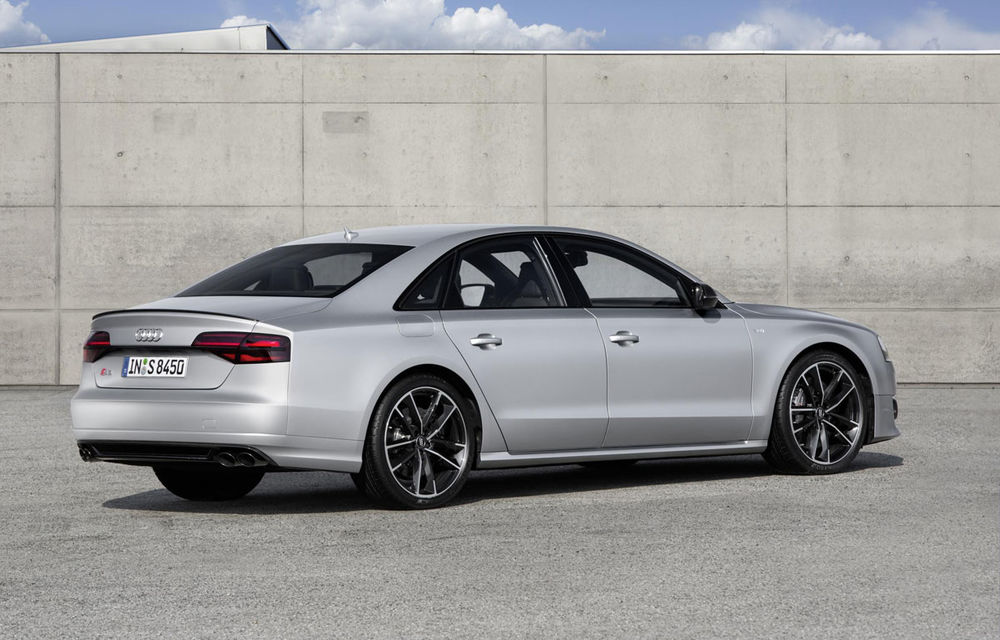Audi prezintă noul S8 Plus: 605 CP şi 3.8 secunde pe 0-100 km/h pentru cel mai rapid A8 din istorie - Poza 11