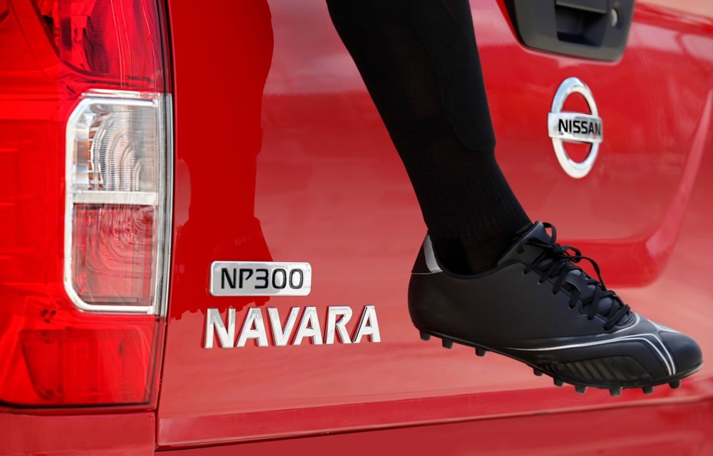 Nissan Navara primește o nouă generație în toamnă: iată prima imagine a posteriorului - Poza 1