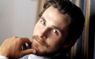 De la Batmobil la Formula 1: Christian Bale îl va interpreta pe Enzo Ferrari într-un film biografic