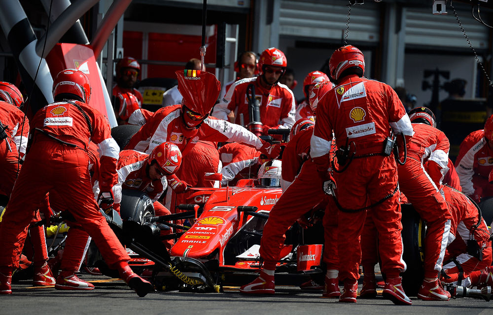 Pirelli şi Ferrari se acuză reciproc în privinţa duratei de viaţă a pneurilor - Poza 1