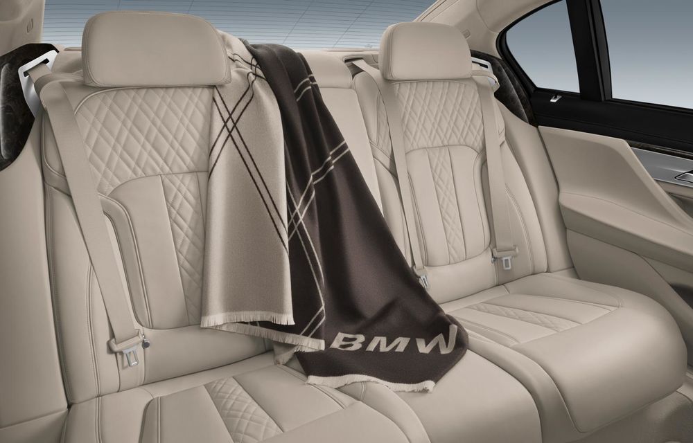 BMW Seria 7 primește o serie de accesorii ale diviziei de performanță M - Poza 2
