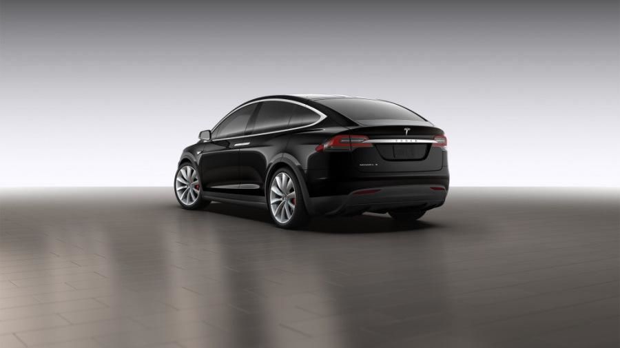 Tesla Model X: primele imagini cu cel mai rapid SUV din istorie - 3.2 secunde pentru 0-96 km/h - Poza 5
