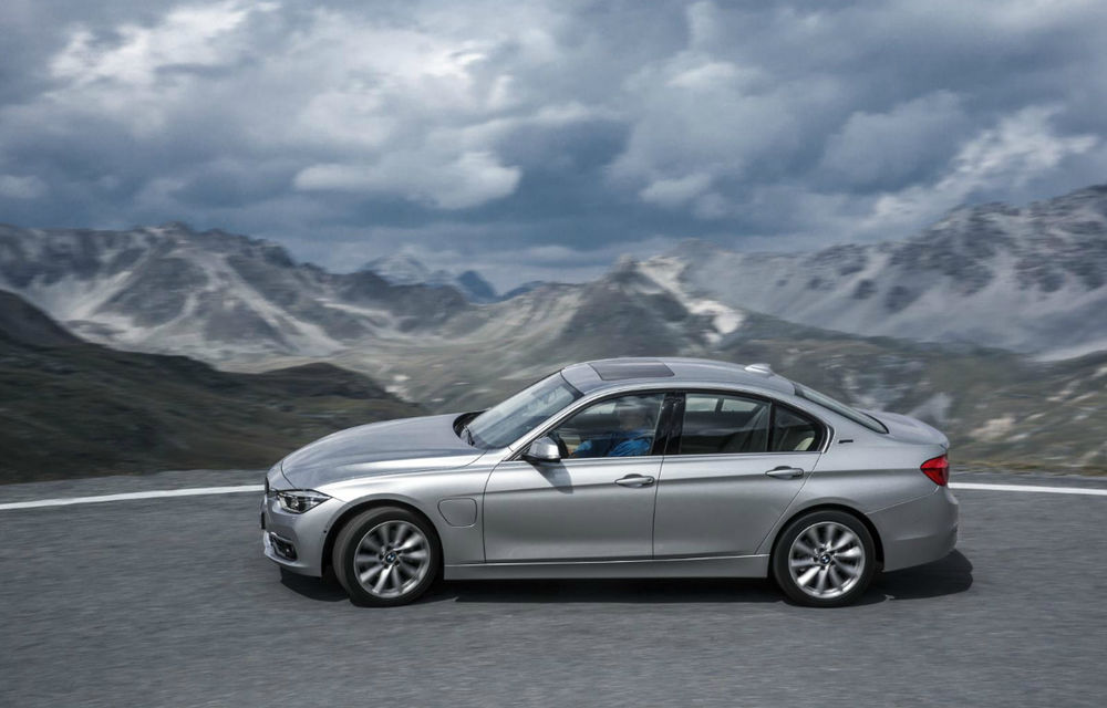 BMW 330e: consum de 1.9 litri pentru versiunea hibridă alimentată la priză a actualului Seria 3 - Poza 31