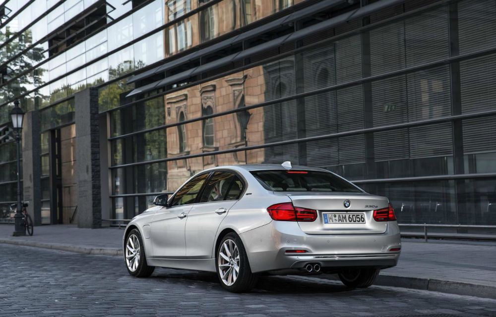 BMW 330e: consum de 1.9 litri pentru versiunea hibridă alimentată la priză a actualului Seria 3 - Poza 5