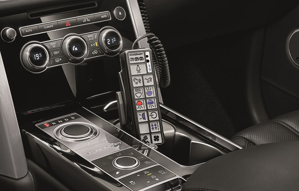 Range Rover Sentinel este primul model blindat produs oficial de către constructorul britanic - Poza 6