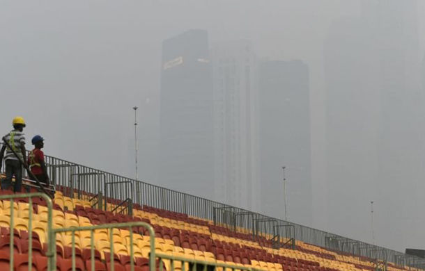 Singapore nu renunţă la cursă, deşi poluarea aerului atinge niveluri periculoase pentru sănătate - Poza 3