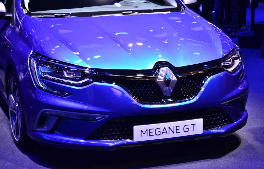 Frankfurt 2015: Megane este vedeta standului Renault, oficialii Dacia explică cutia automată Easy-R de pe Sandero și Logan - Poza 19