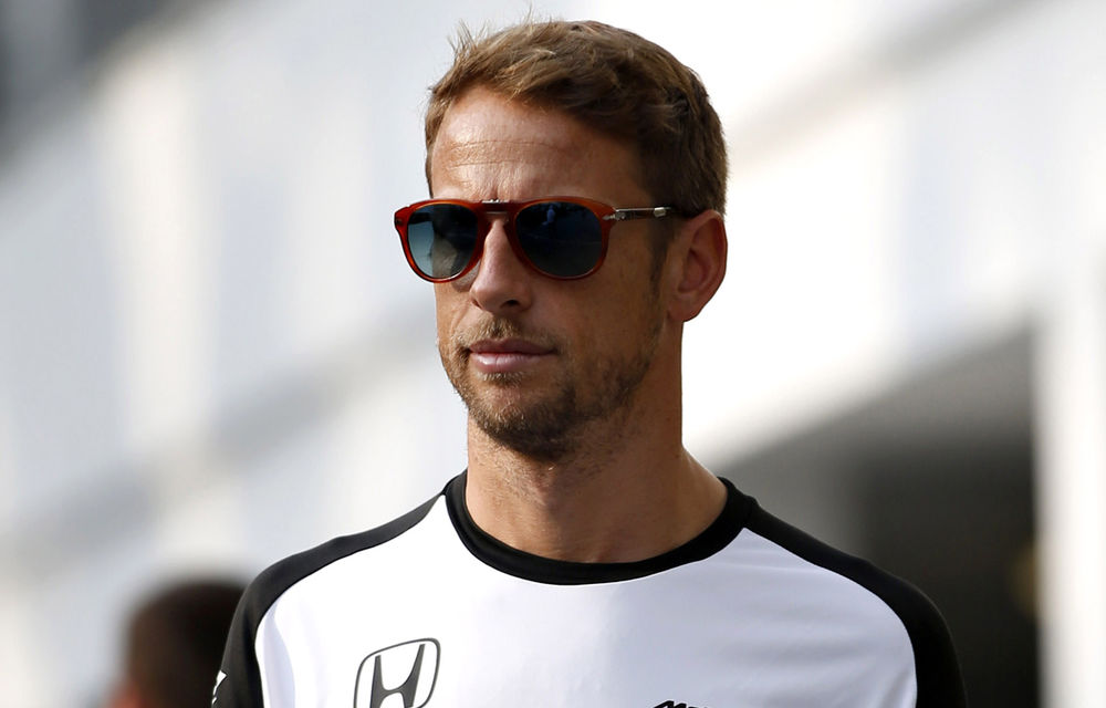 Button susţine că negociază prelungirea contractului cu McLaren pentru 2016 - Poza 1