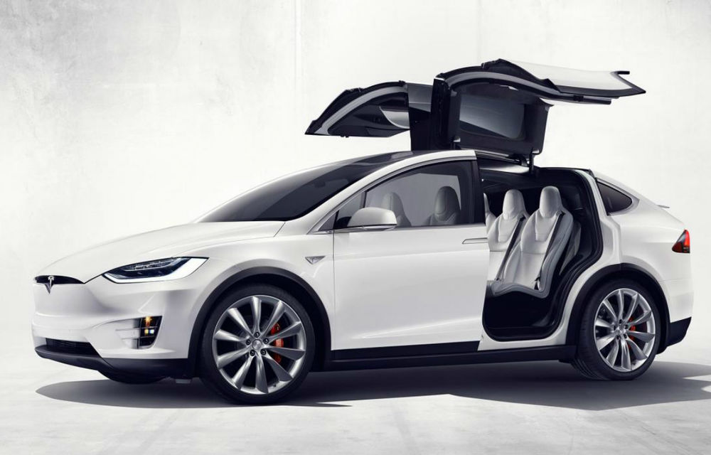 Tesla Model X se prezintă în varianta de serie: autonomie de 413 kilometri și zero emisii - Poza 1