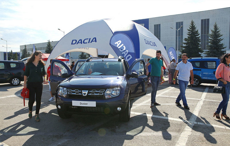 O zi în sânul familiei Dacia - Poza 18