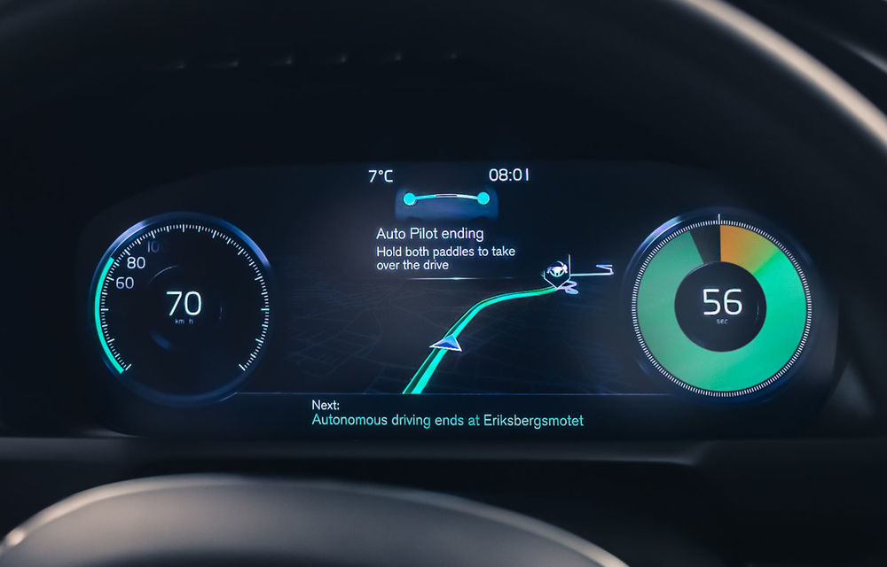 Demonstraţie Volvo: cum preiei şi cum predai controlul unei maşini complet autonome pe şosea - Poza 12