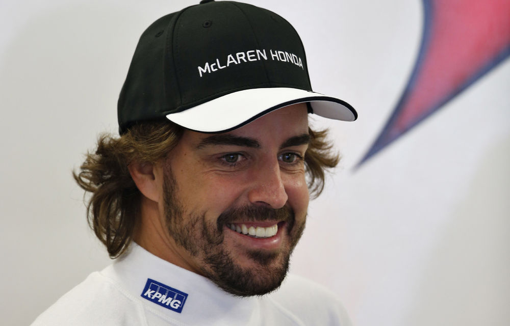 Alonso, sărbătorit în paddock pentru aniversarea a 250 de curse în Formula 1 - Poza 1