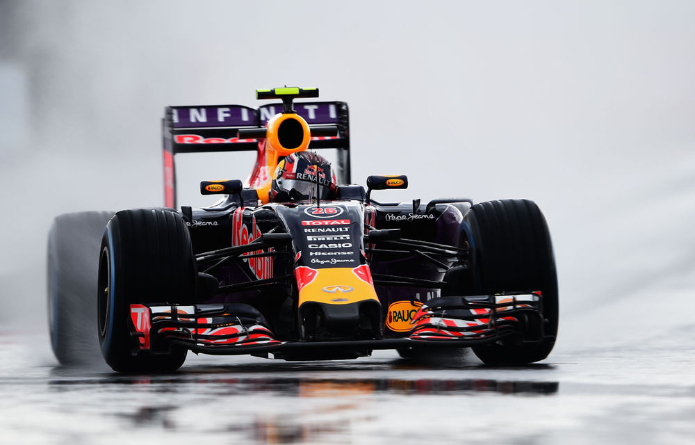 Red Bull confirmă interesul de a utiliza motoare Renault şi în 2016 - Poza 1