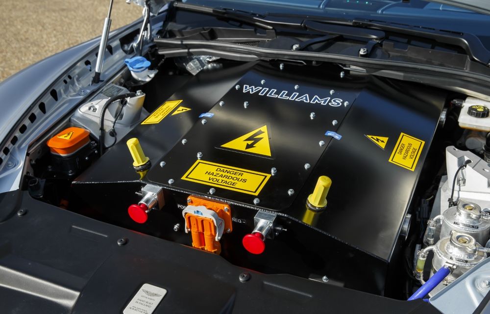 Aston Martin ne arată prima sa mașină electrică: RapidE concept - Poza 8