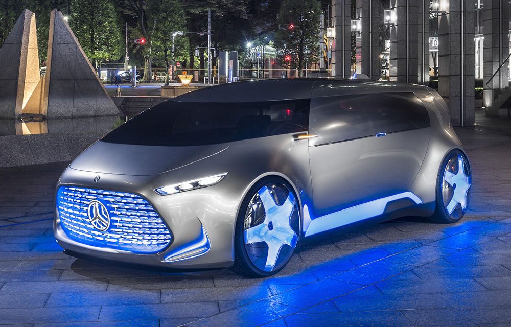 Casa urbană pe roţi cu holograme 3D care ştie totul despre tine: Mercedes-Benz Vision Tokyo - Poza 1