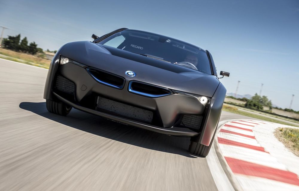 BMW anunță o revoluție în domeniul mașinilor alimentate cu hidrogen, care ar putea dubla autonomia acestora - Poza 1
