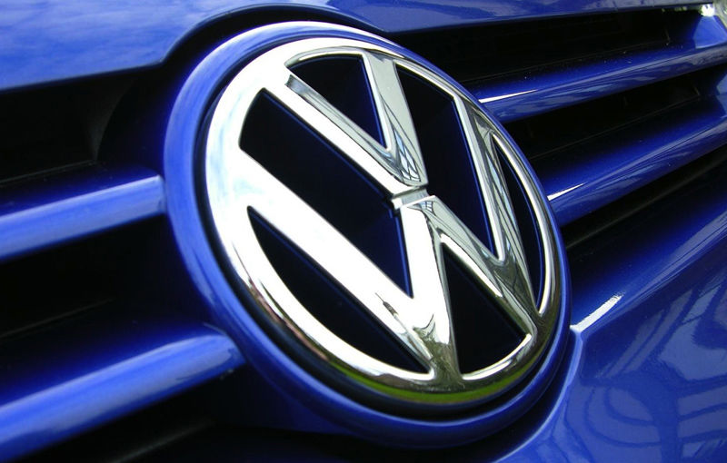 Cazul Volkswagen: 800.000 de maşini, afectate de consum de carburant şi emisii de dioxid de carbon mai mari decât cele oficiale - Poza 1