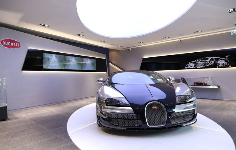Urmașul lui Bugatti Veyron se va muta în casă nouă: brandul va inaugura mai multe showroom-uri de lux - Poza 1