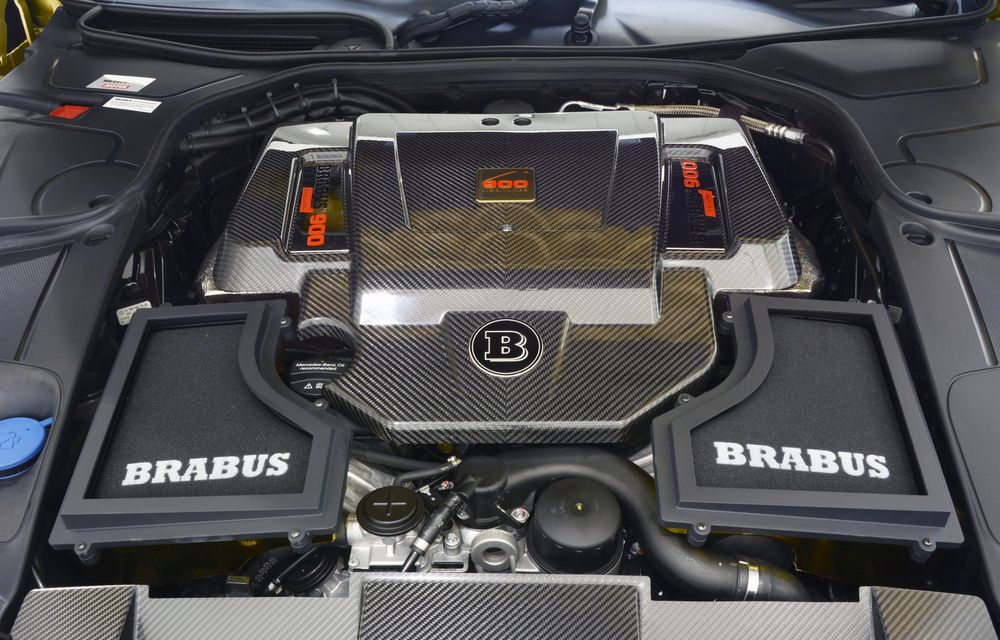 Lecție de opulență servită de Brabus: un Mercedes S65 AMG a fost poleit cu aur în Dubai - Poza 20