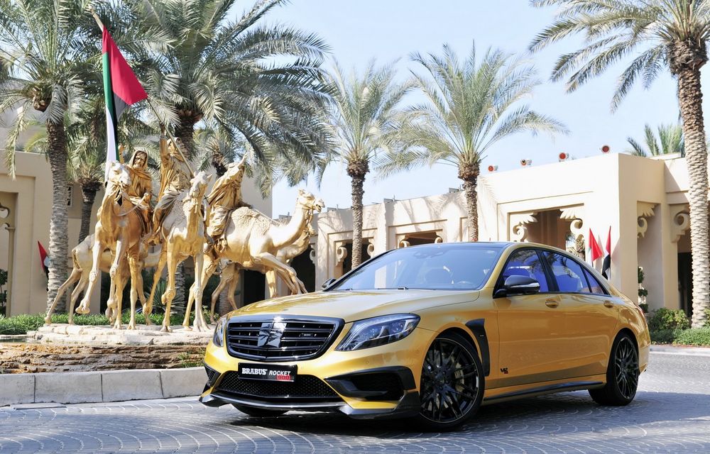 Lecție de opulență servită de Brabus: un Mercedes S65 AMG a fost poleit cu aur în Dubai - Poza 5