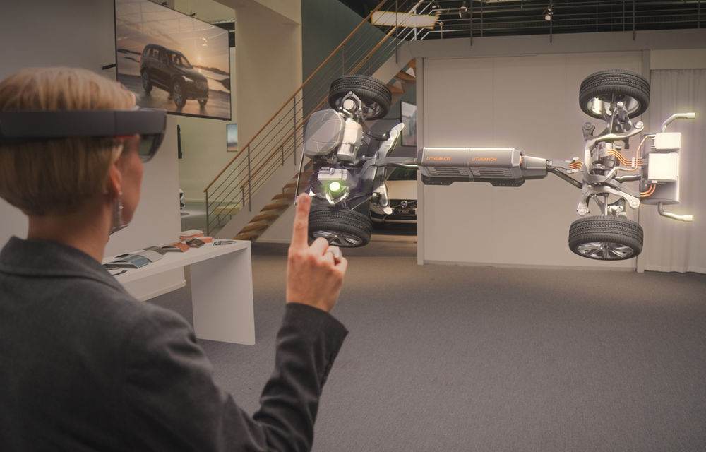 Cum îţi vei cumpăra maşina în viitor: personalizări fără limite cu ochelari de realitate virtuală - Poza 1