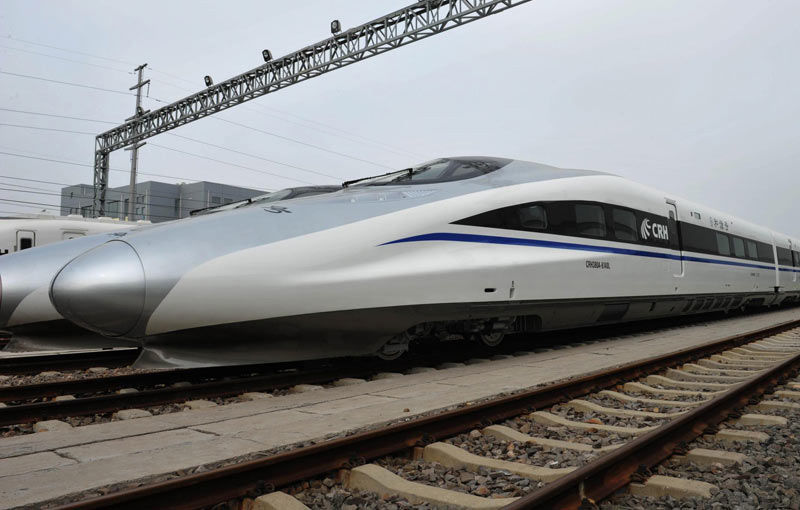 Chinezii lansează pe şine un tren de mare viteză de peste două ori mai rapid decât CFR - Poza 1