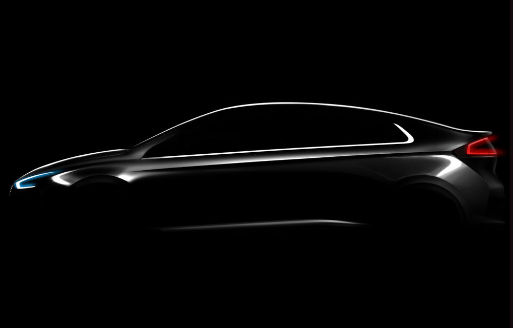 Hyundai rupe barierele: noul Hyundai Ioniq va fi primul model din lume care poate fi hibrid clasic, hibrid plug-in sau pur electric - Poza 1