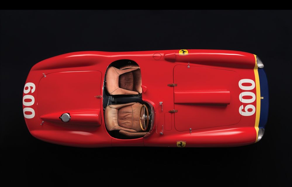 Licitații auto de top: 25 de milioane de euro pentru un Ferrari condus de Fangio și 1.6 milioane pe Porsche-ul psihedelic al lui Janis Joplin - Poza 3