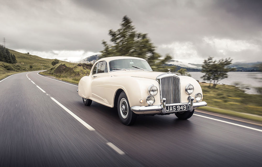 Lecție britanică de istorie: primul Bentley Continental, față în față cu actualul Bentley Continental GT Speed - Poza 5
