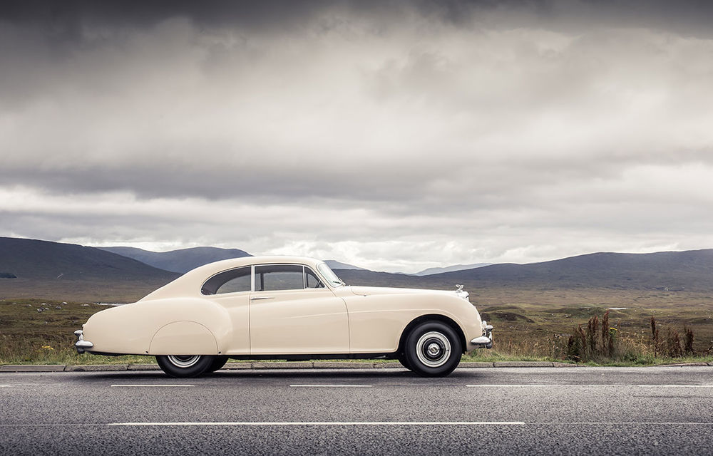 Lecție britanică de istorie: primul Bentley Continental, față în față cu actualul Bentley Continental GT Speed - Poza 6