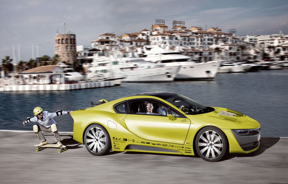 Vi se pare că BMW i8 este o mașină futuristă? Avem un concept care o să vă facă să vă răzgândiți: Rinspeed Etos - Poza 10