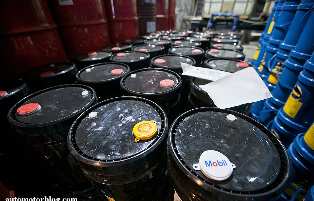 Se întâmplă în Mama Rusie. Fabrică de uleiuri auto contrafăcute cu o rețetă de vis: venituri de 13 milioane de euro pe lună - Poza 3