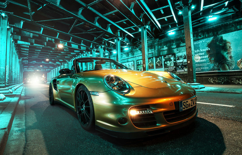 Accesoriu obligatoriu pentru bogații Orientului Mijlociu: Porsche 911 aurit cu 360 de km/h viteză maximă - Poza 1