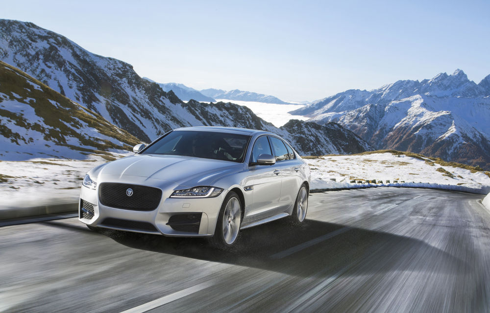 Jaguar XF prinde curaj și pe zăpadă: englezii oferă și tracțiune integrală pentru a putea rivaliza cu xDrive și quattro - Poza 2