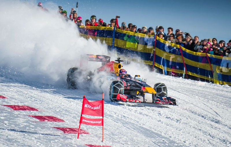 Cine are nevoie de schiuri? Un monopost de Formula 1 a răscolit zăpada unei pârtii celebre din Austria - Poza 1