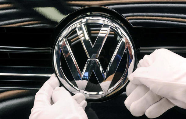 Volkswagen, presată să ofere 8.5 miliarde de euro clienţilor europeni afectaţi de Dieselgate: &quot;Trebuie despăgubiţi la fel ca americanii&quot; - Poza 1