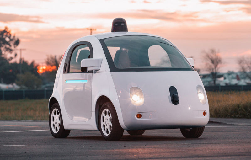Maşinile autonome aterizează în Europa: Londra vrea să testeze prototipul Google - Poza 1