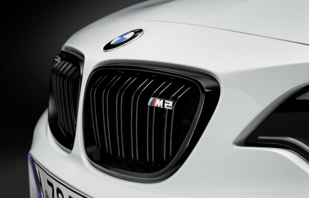Sare și piper: BMW M2 poate fi &quot;împodobit&quot; cu accesorii M Performance Parts și devine Safety Car în MotoGP - Poza 7