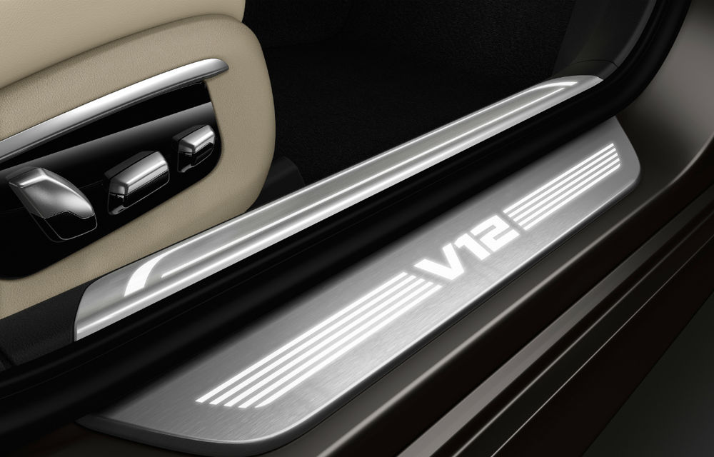 Ne-am înşelat. BMW M760Li xDrive: germanii nu-i spun M7, dar e rivalul perfect pentru Mercedes S65 AMG - Poza 29