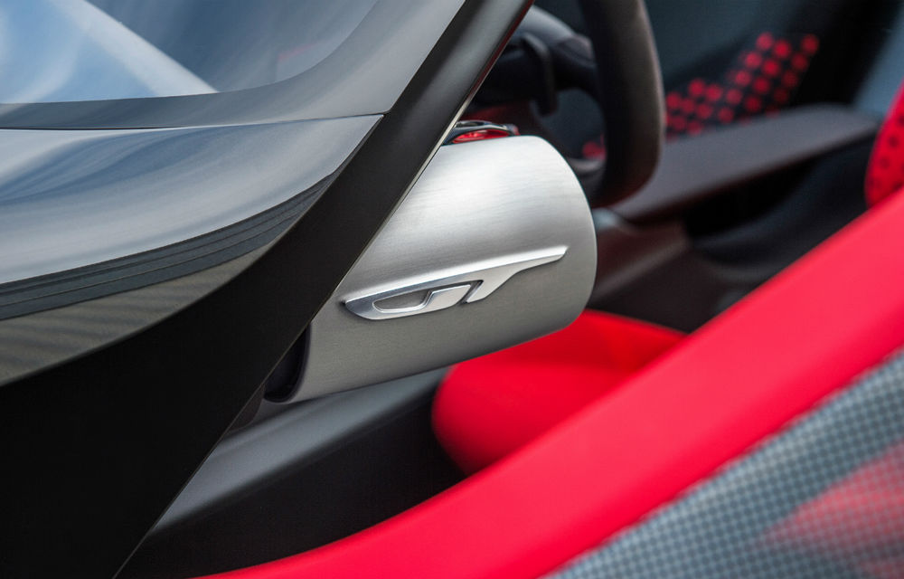 Bine ați venit în viitorul mașinilor Opel: interiorul conceptului GT scapă de butoanele fizice - Poza 2
