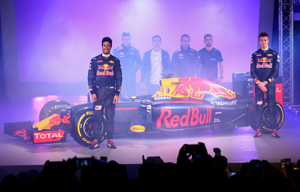 Red Bull şi-a prezentat noile culori pentru 2016, dar nu-şi face iluzii: &quot;Toro Rosso ne va învinge în prima jumătate a anului&quot; - Poza 8