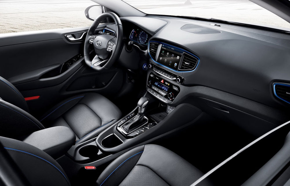 După hibrid, vine şi electricul: Hyundai Ioniq Electric are o autonomie de 169 km - Poza 3
