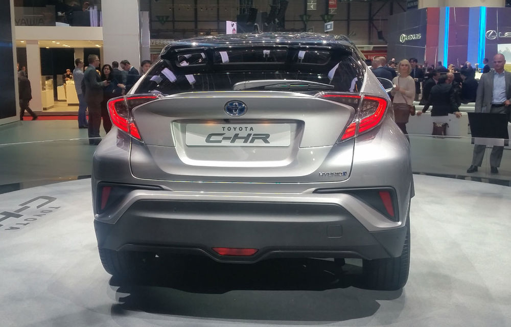 GENEVA 2016 LIVE: Toyota C-HR impresionează prin designul nonconformist - Poza 6